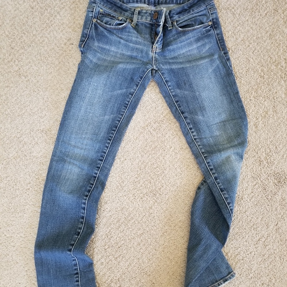 AE jeans; 3 pairs!!!!